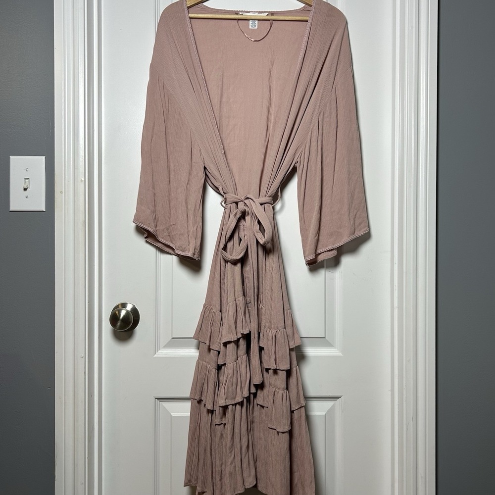LC Lauren Conrad Dusty Pink Crinkle Rayon Ruffle Kimono Coquette Soft Boho Style